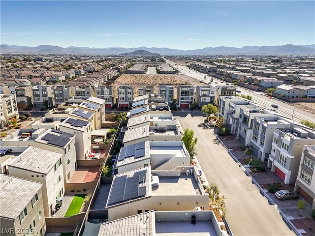 8144 Monsoon Bay Street, Las Vegas, NV 89113