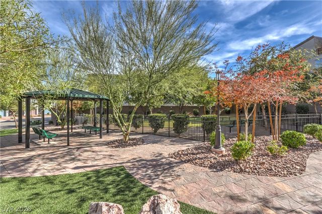 8144 Monsoon Bay Street, Las Vegas, NV 89113