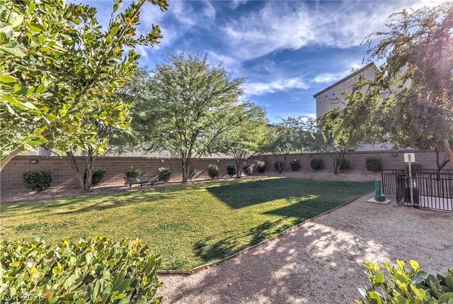 8144 Monsoon Bay Street, Las Vegas, NV 89113