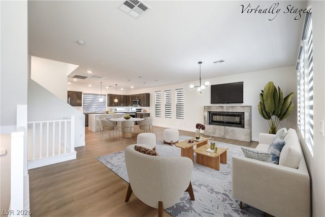 8144 Monsoon Bay Street, Las Vegas, NV 89113