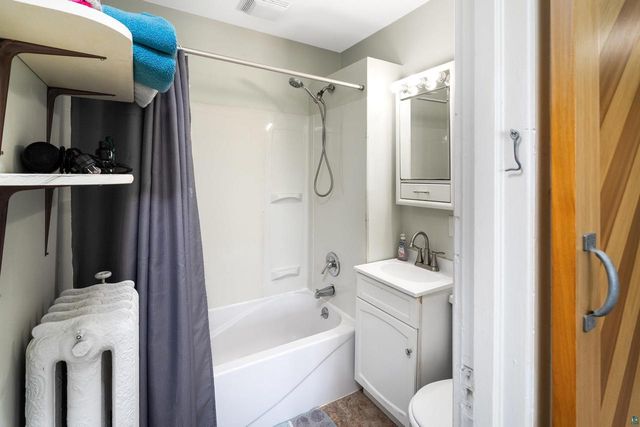 1305 Hammond Ave, Superior, WI 54880