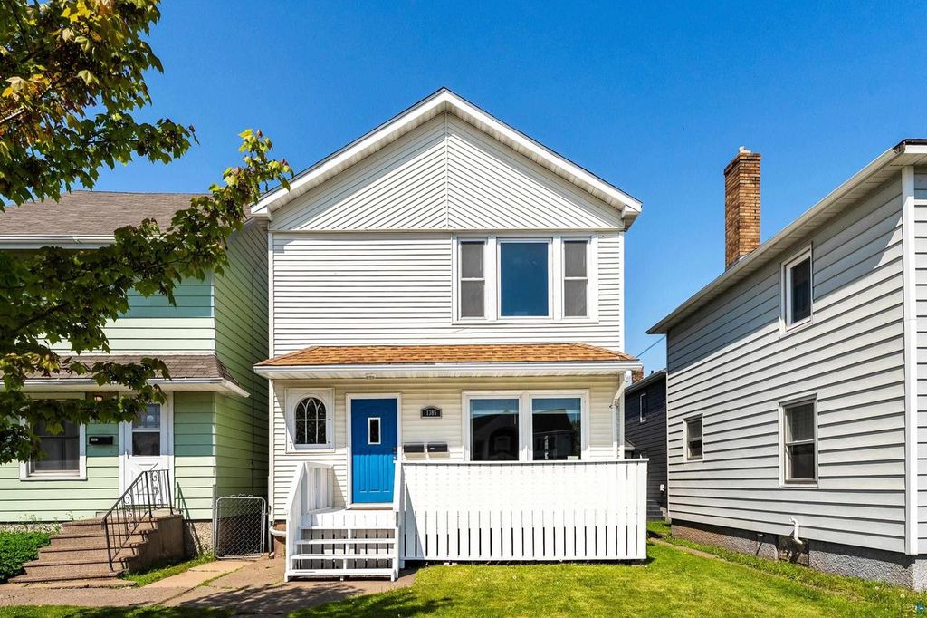 1305 Hammond Ave, Superior, WI 54880