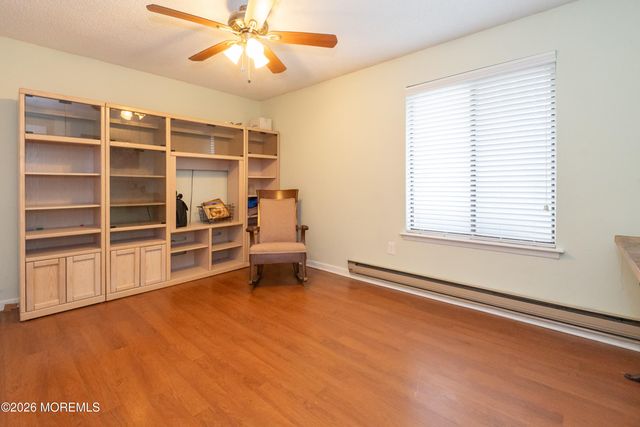 264B Crosse Drive, Monroe, NJ 08831