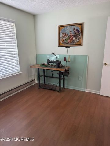 264B Crosse Drive, Monroe, NJ 08831