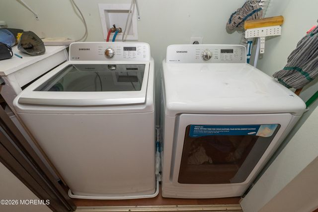 264B Crosse Drive, Monroe, NJ 08831