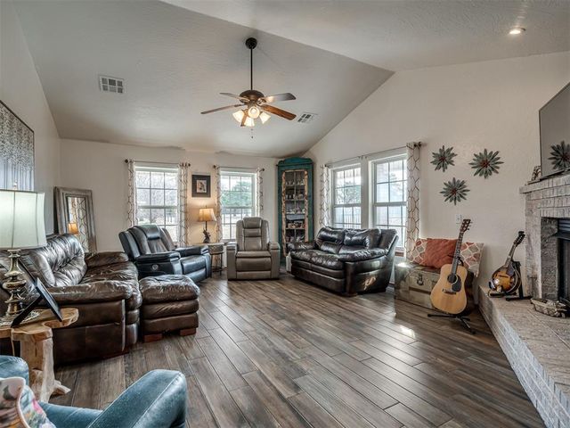 3570 S Ladd Avenue, Goldsby, OK 73093