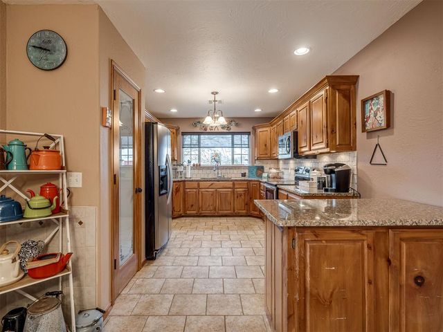 3570 S Ladd Avenue, Goldsby, OK 73093