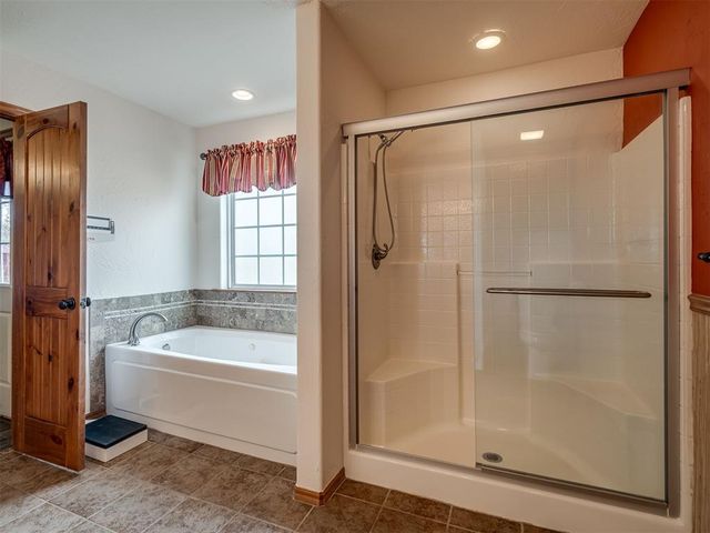 3570 S Ladd Avenue, Goldsby, OK 73093