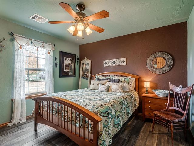 3570 S Ladd Avenue, Goldsby, OK 73093