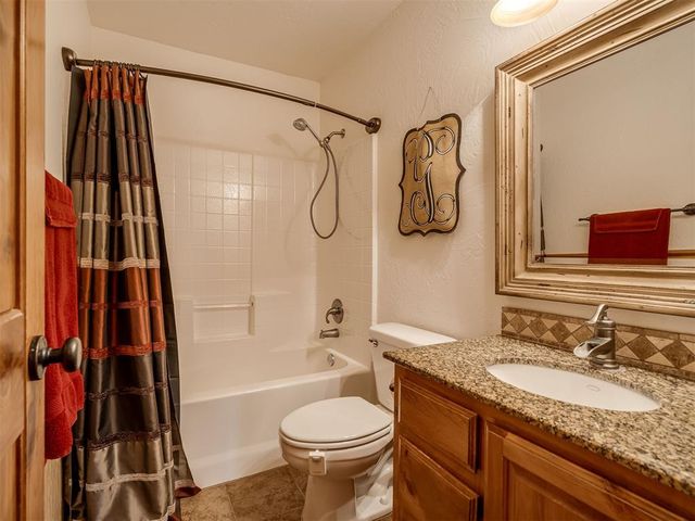 3570 S Ladd Avenue, Goldsby, OK 73093