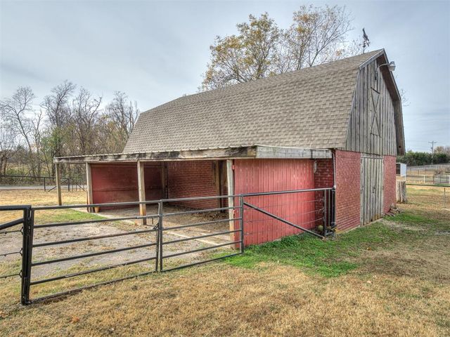 3570 S Ladd Avenue, Goldsby, OK 73093