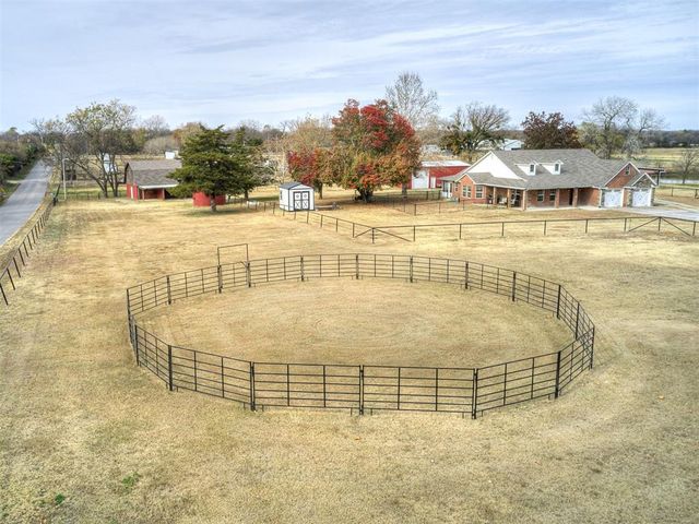 3570 S Ladd Avenue, Goldsby, OK 73093
