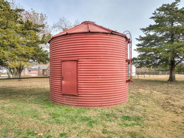 3570 S Ladd Avenue, Goldsby, OK 73093