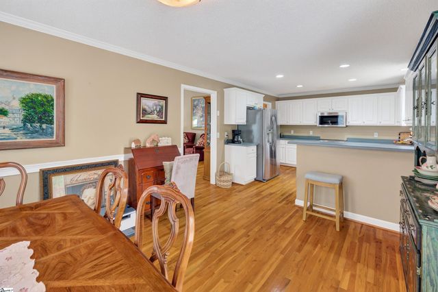 111 Brooke Lee Circle, Taylors, SC 29687