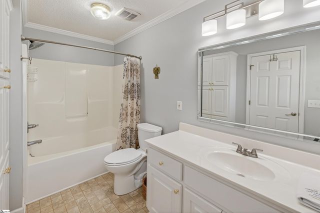 111 Brooke Lee Circle, Taylors, SC 29687