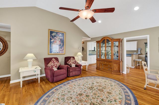 111 Brooke Lee Circle, Taylors, SC 29687