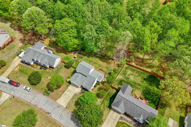 111 Brooke Lee Circle, Taylors, SC 29687