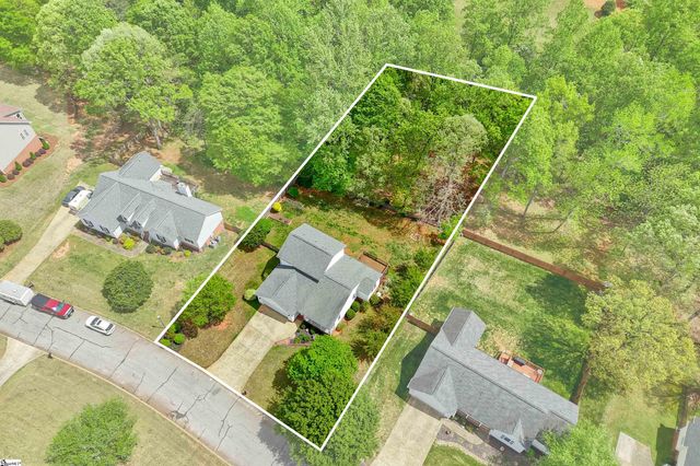 111 Brooke Lee Circle, Taylors, SC 29687