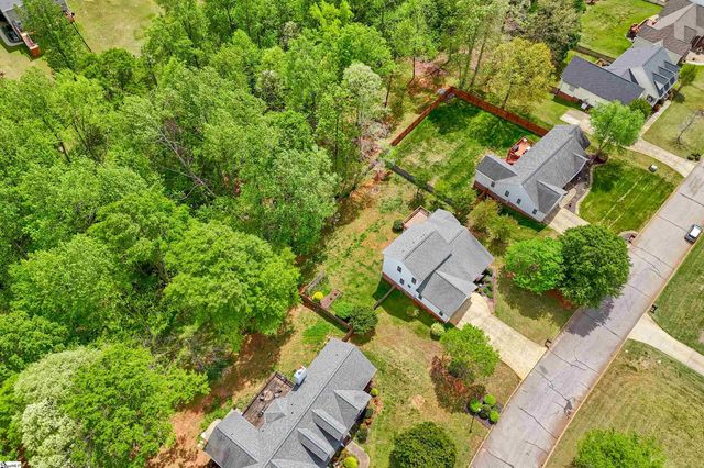 111 Brooke Lee Circle, Taylors, SC 29687