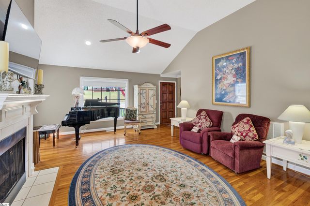 111 Brooke Lee Circle, Taylors, SC 29687