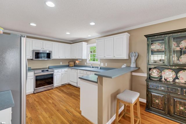 111 Brooke Lee Circle, Taylors, SC 29687