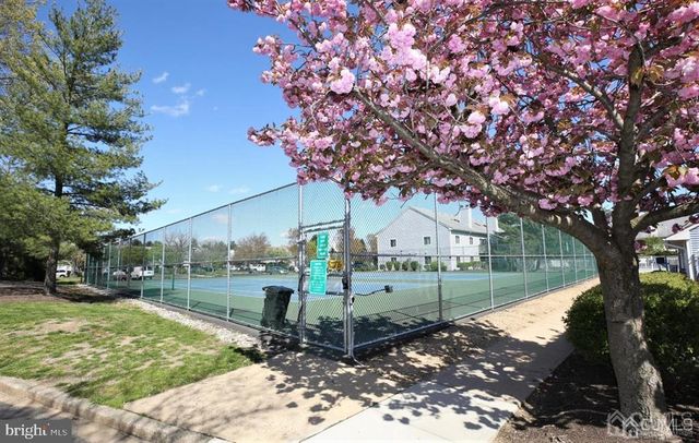 1018 ASPEN DR, Plainsboro, NJ 08536