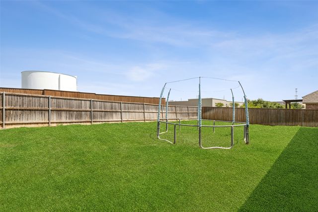 3237 Horizons Drive, Little Elm, TX 75068