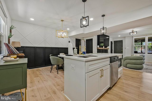 3704 HAMILTON ST, Hyattsville, MD 20782