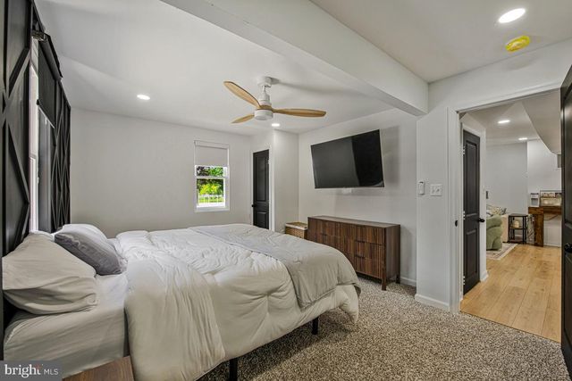 3704 HAMILTON ST, Hyattsville, MD 20782