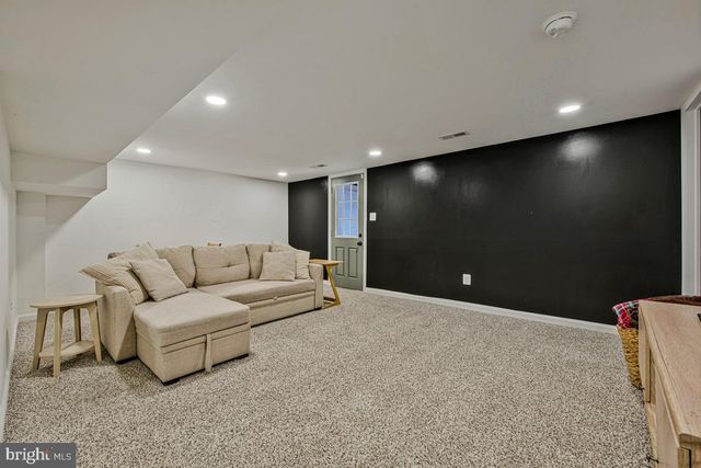 3704 HAMILTON ST, Hyattsville, MD 20782