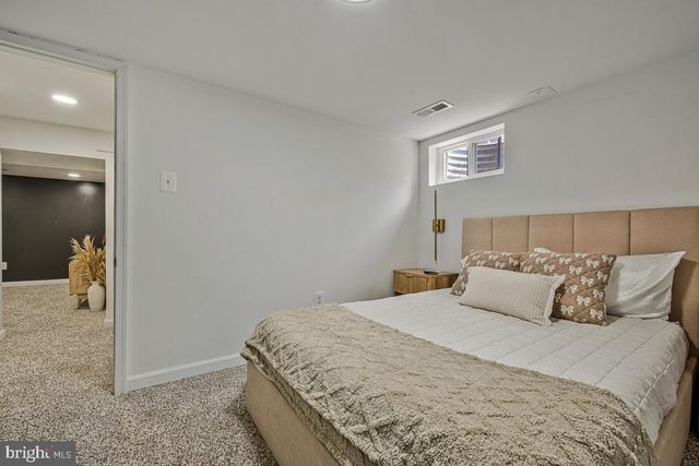 3704 HAMILTON ST, Hyattsville, MD 20782