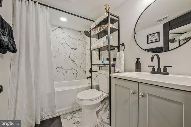 3704 HAMILTON ST, Hyattsville, MD 20782