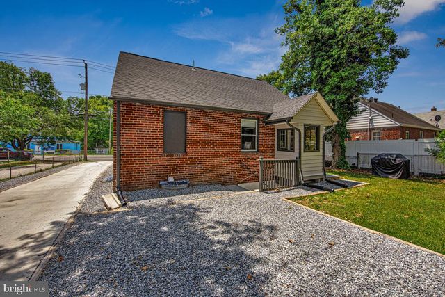 3704 HAMILTON ST, Hyattsville, MD 20782