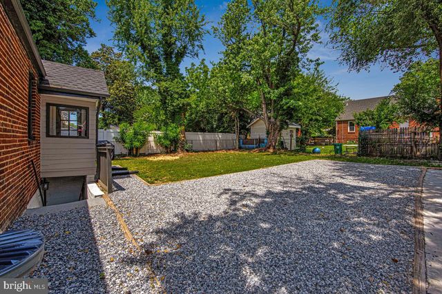 3704 HAMILTON ST, Hyattsville, MD 20782