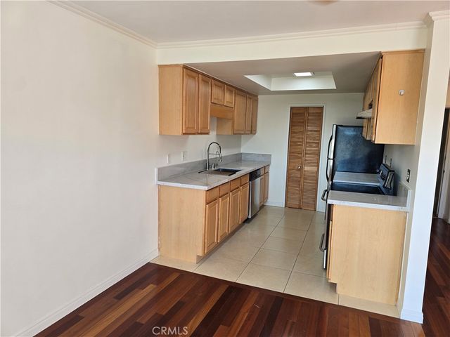 702 Park 305, South Pasadena, CA 91030