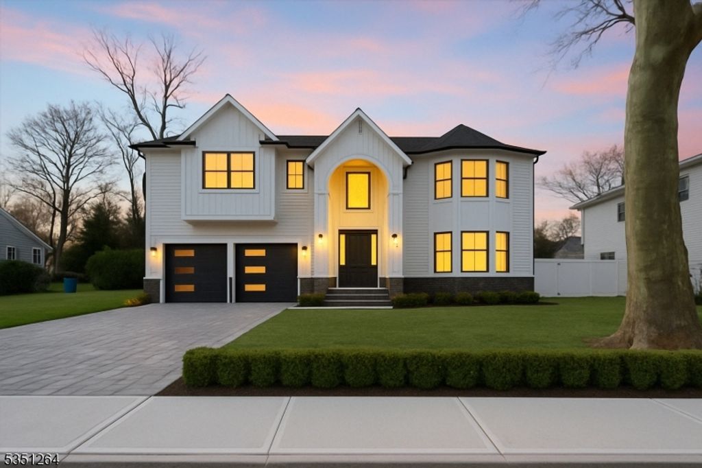 806 Arbor Rd, Paramus Boro, NJ 07652