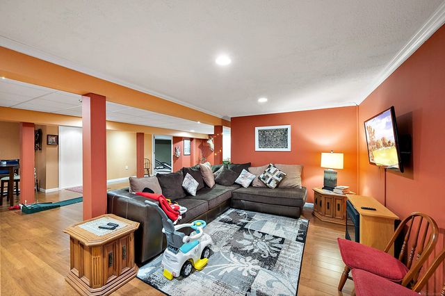 11624 Watkins Court, Utica, MI 48315