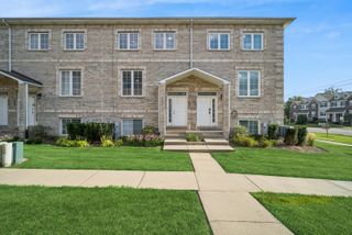 183 N East River Road C2, Des Plaines, IL 60016