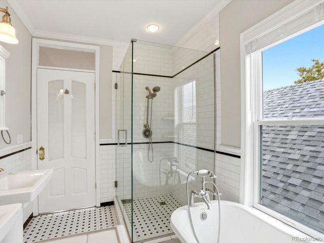 2440 Stout St, Denver, CO 80205