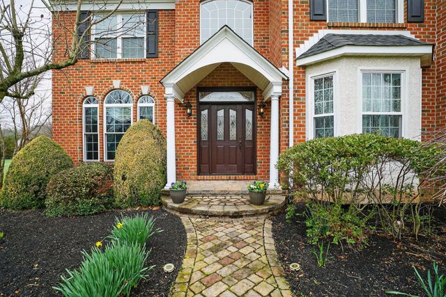 1990 KNIGHT RD, Green Lane, PA 18054