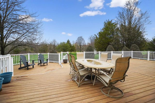 1990 KNIGHT RD, Green Lane, PA 18054