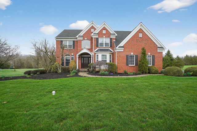 1990 KNIGHT RD, Green Lane, PA 18054