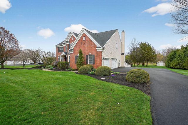 1990 KNIGHT RD, Green Lane, PA 18054