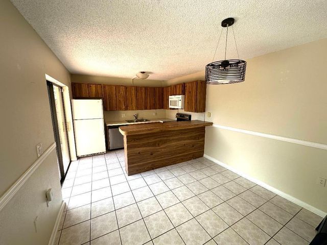1006 10th Lane, Greenacres, FL 33463