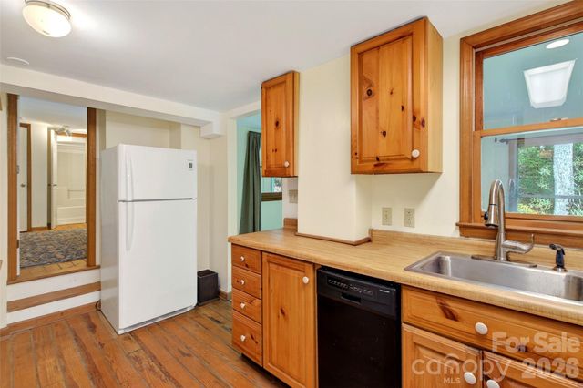 102 Frist Road, Montreat, NC 28757