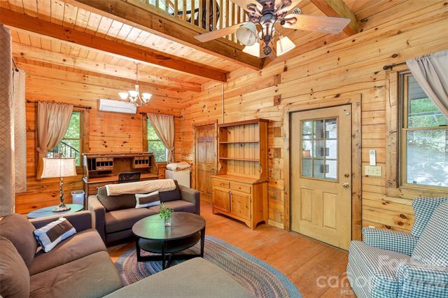 102 Frist Road, Montreat, NC 28757