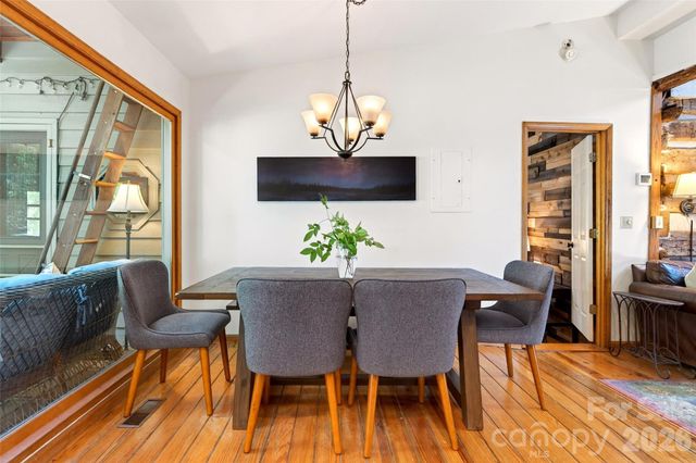 102 Frist Road, Montreat, NC 28757