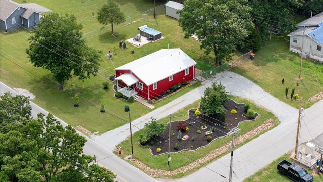 300 Lake Road 3, Grove, OK 74344