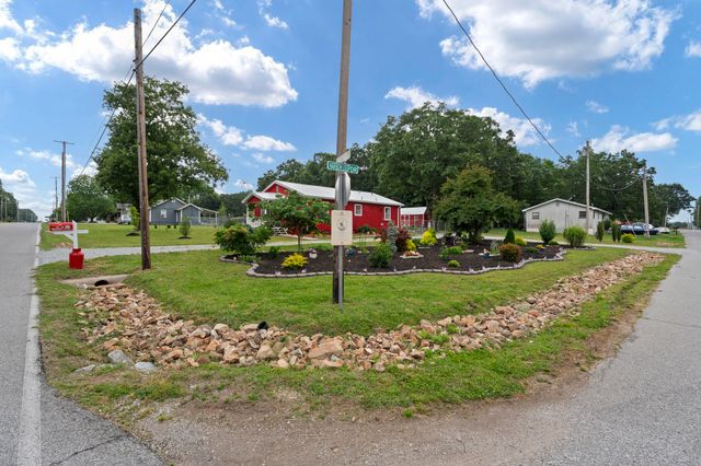 300 Lake Road 3, Grove, OK 74344