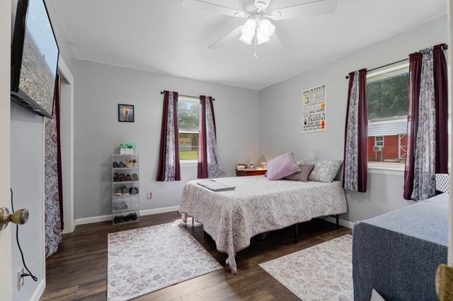 300 Lake Road 3, Grove, OK 74344